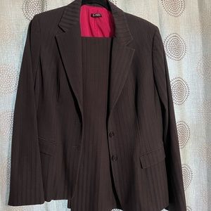Women’s 2pc Pants Suit